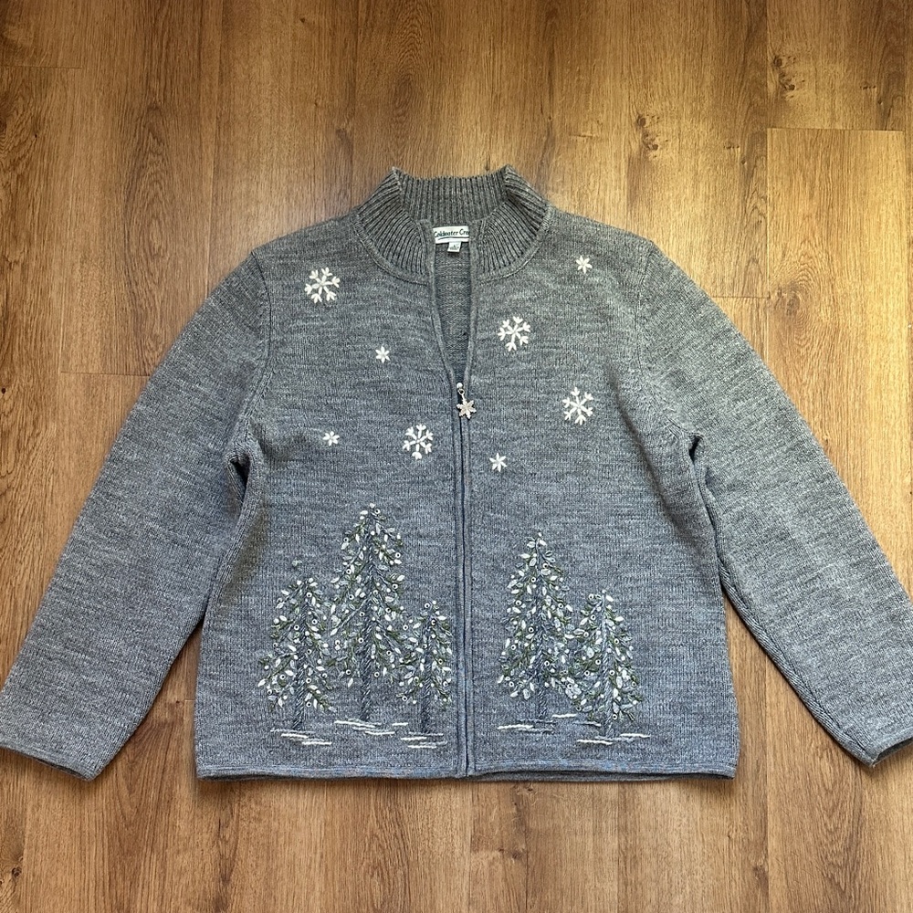 Coldwater Creek Gray Holiday Winter Sweater with‎ Tree and Snowflake Design